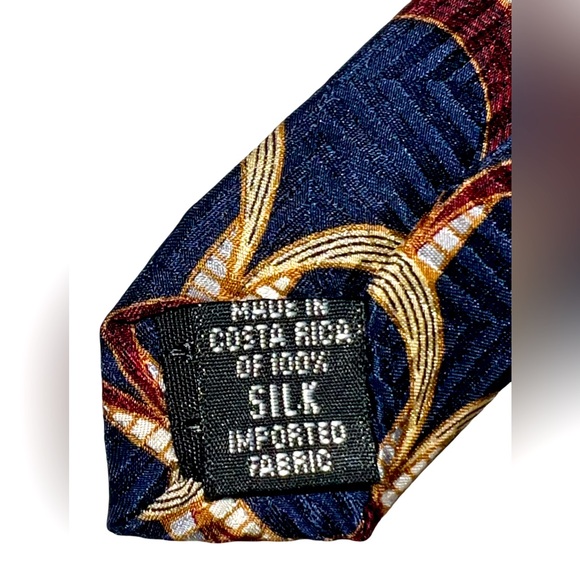 BILL BLASS BLACK LABEL SILK TIE - Picture 4 of 4